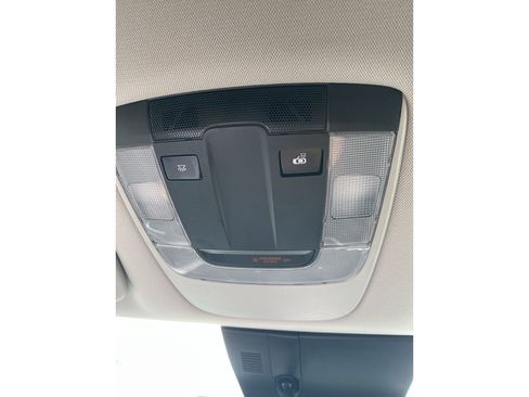 Used 2025 Kia Sportage LX AWD/4WD image 14