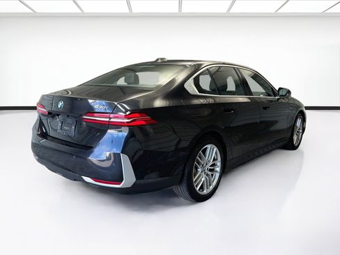 Used 2024 BMW 530i RWD image 4