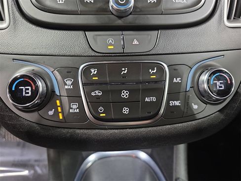 Used 2023 Chevrolet Malibu LT image 21