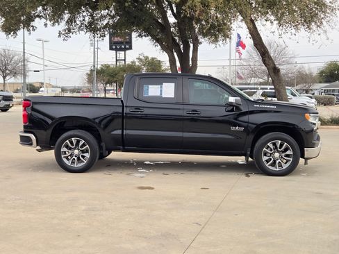 Certified 2022 Chevrolet Silverado 1500 LT image 2
