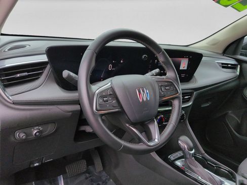 Used 2025 Buick Encore GX Preferred FWD image 23