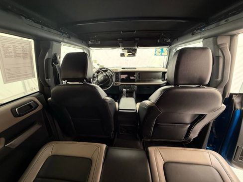 Certified 2023 Ford Bronco Wildtrak image 19