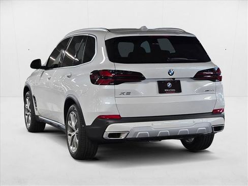Used 2026 BMW X5 sDrive40i w/ Parking Assistance Package image 7