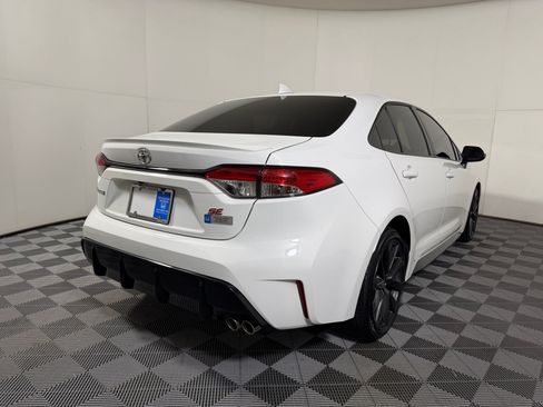 Used 2024 Toyota Corolla SE w/ SE Premium Package FWD image 19