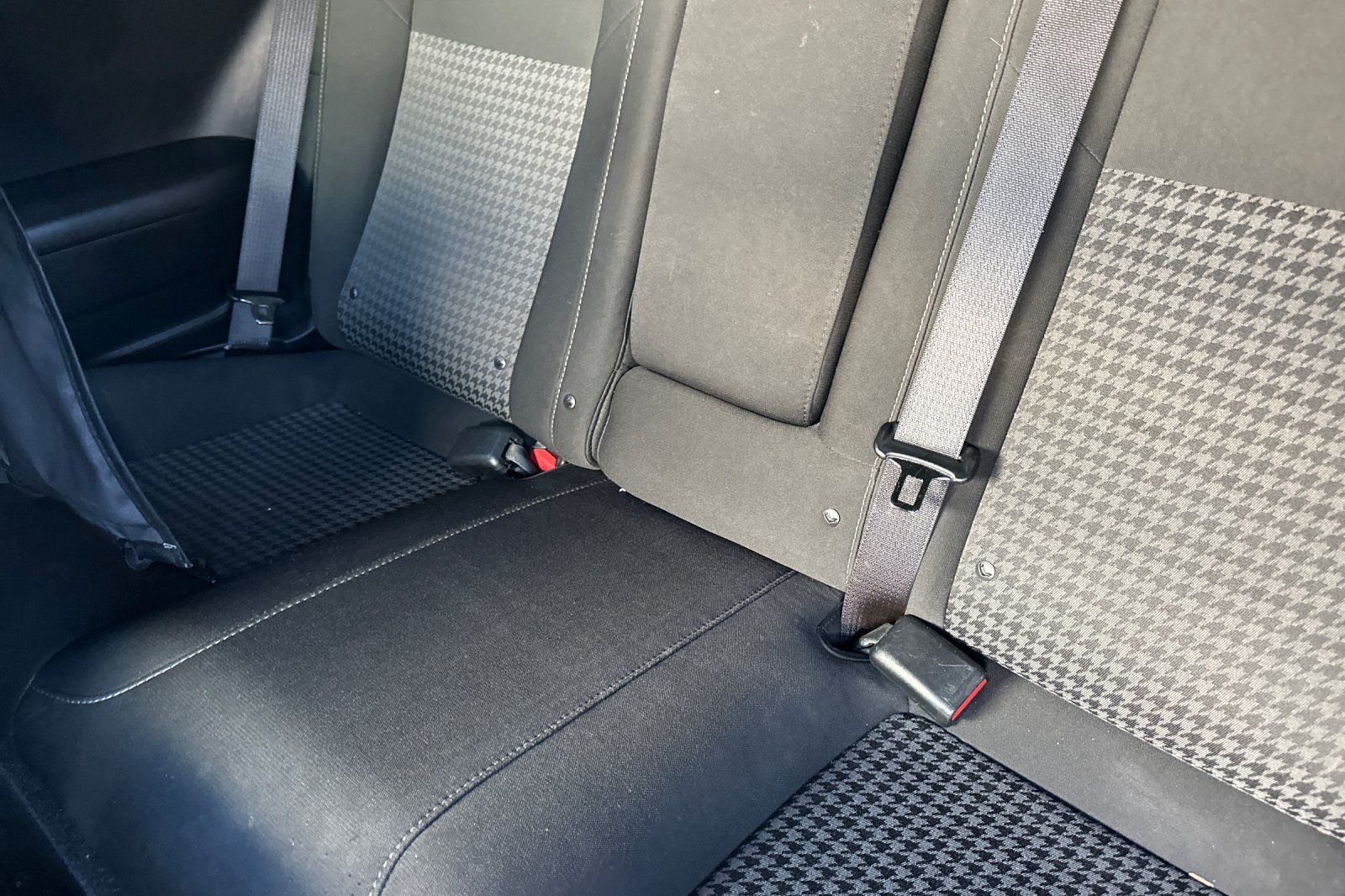 Used 2019 Dodge Challenger R/T RWD image 12