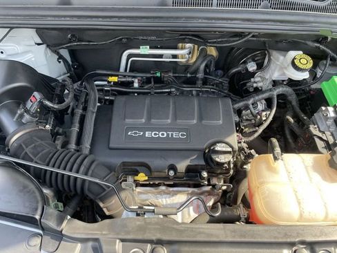 Used 2020 Chevrolet Trax LS w/ Tint and Cruise Package FWD image 28