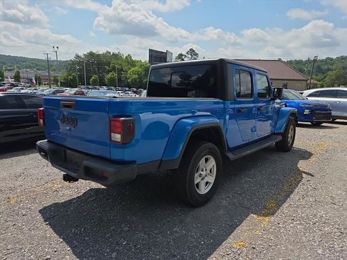 Used 2022 Jeep Gladiator Sport AWD/4WD image 4