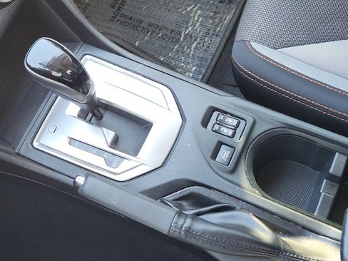 Used 2021 Subaru Crosstrek 2.0i Premium w/ Moonroof Package image 21