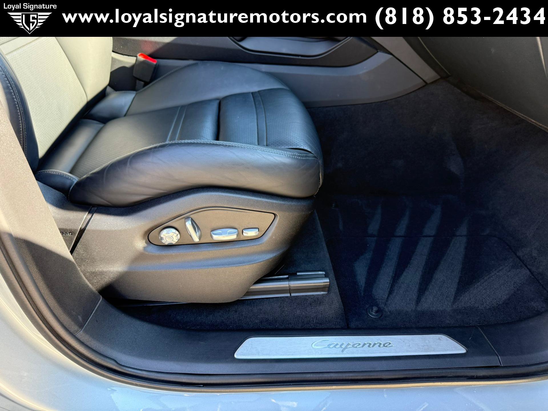 Used 2021 Porsche Cayenne AWD/4WD image 39