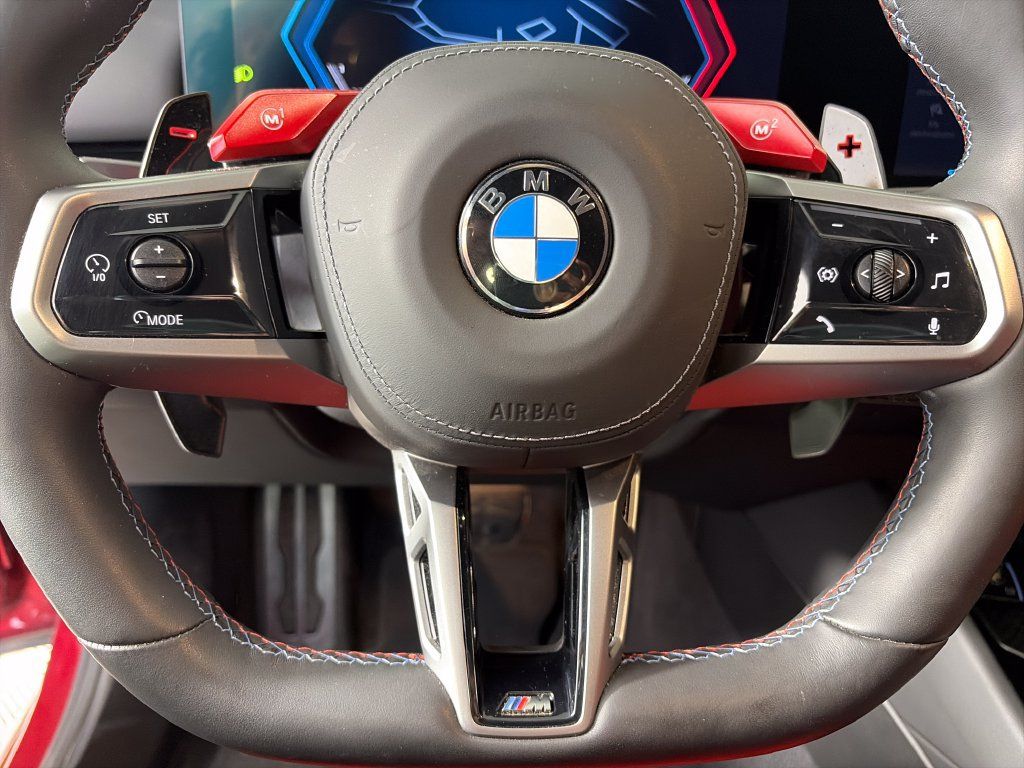 Used 2025 BMW M5 w/ Carbon Package AWD/4WD image 16