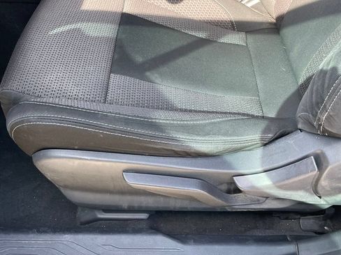 Used 2023 Subaru Outback AWD/4WD image 10