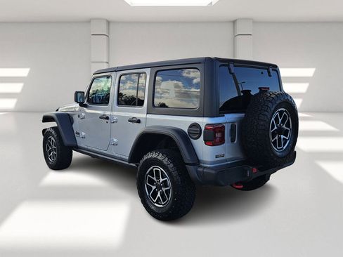 Certified 2024 Jeep Wrangler Unlimited Rubicon image 3