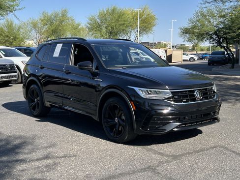 Certified 2024 Volkswagen Tiguan SE R-Line FWD image 6