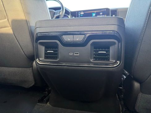Used 2022 Chevrolet Silverado 1500 ZR2 w/ Technology Package AWD/4WD image 25