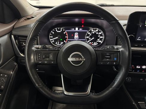 Used 2023 Nissan Rogue SL w/ SL Premium Package AWD/4WD image 19