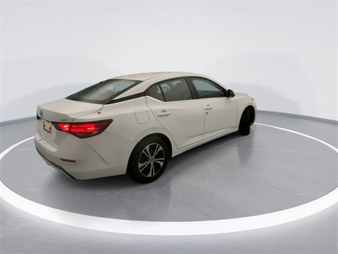Used 2023 Nissan Sentra SV image 4