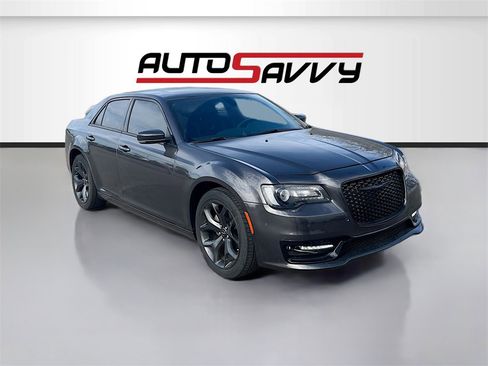 Used 2023 Chrysler 300 S image 1