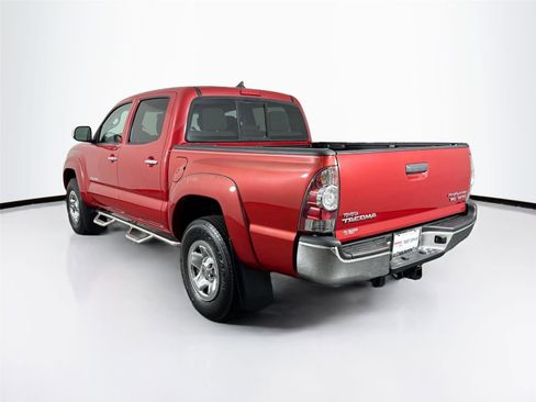 Used 2015 Toyota Tacoma PreRunner image 4