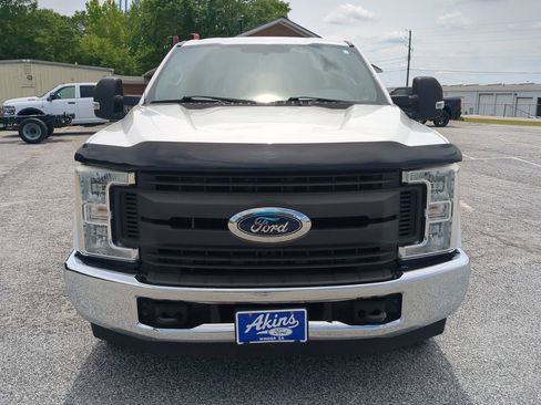 Used 2017 Ford F250 XL w/ Power Equipment Group RWD image 7
