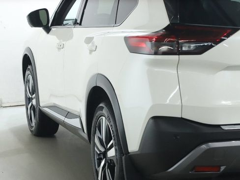 Used 2023 Nissan Rogue SL AWD/4WD image 43