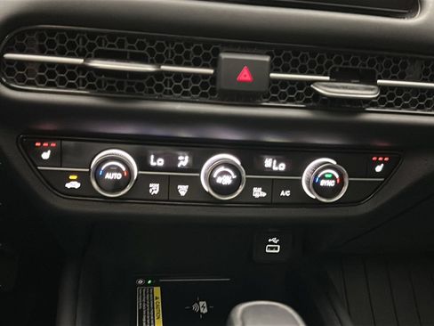 Certified 2024 Honda HR-V EX-L image 30