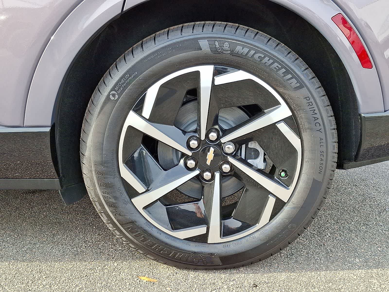 New 2025 Chevrolet Equinox EV LT FWD image 7