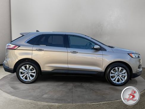 Used 2021 Ford Edge Titanium w/ Cargo Accessory Package AWD/4WD image 8