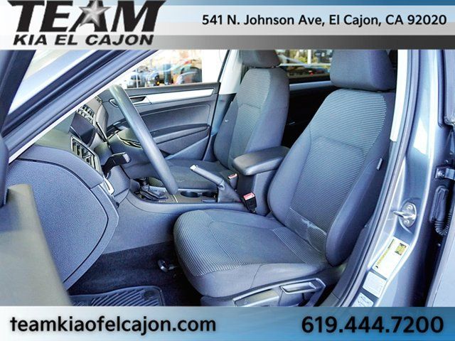 Used 2016 Volkswagen Passat 1.8T S FWD image 15