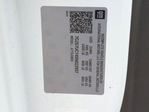 New 2025 GMC Savana 4500 w/ Power Convenience Package image 20