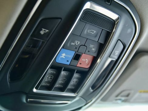 Used 2023 Jeep Grand Cherokee 30th Anniversary AWD/4WD image 14