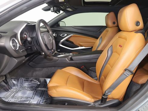 Used 2019 Chevrolet Camaro SS image 12
