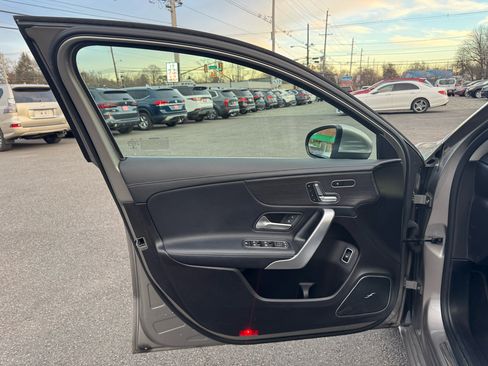 Used 2019 Mercedes-Benz A 220 4MATIC image 17