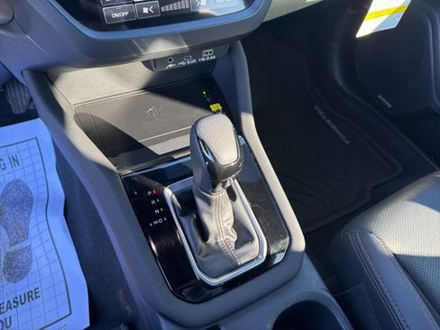 Used 2025 Subaru Forester Touring image 25