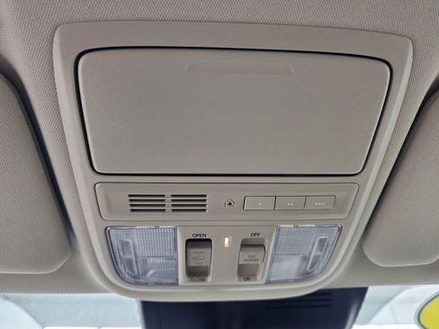 Used 2021 Honda CR-V Touring image 19