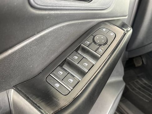 Used 2024 Nissan Rogue S AWD/4WD image 15