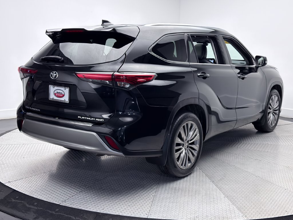 Used 2020 Toyota Highlander Platinum AWD/4WD image 5
