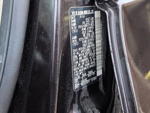 Used 2014 Nissan Juke SL image 16