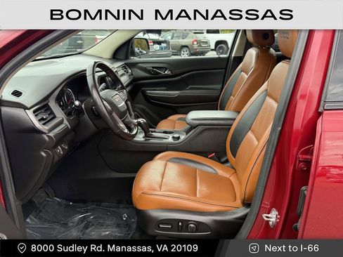 Used 2019 GMC Acadia SLT image 16