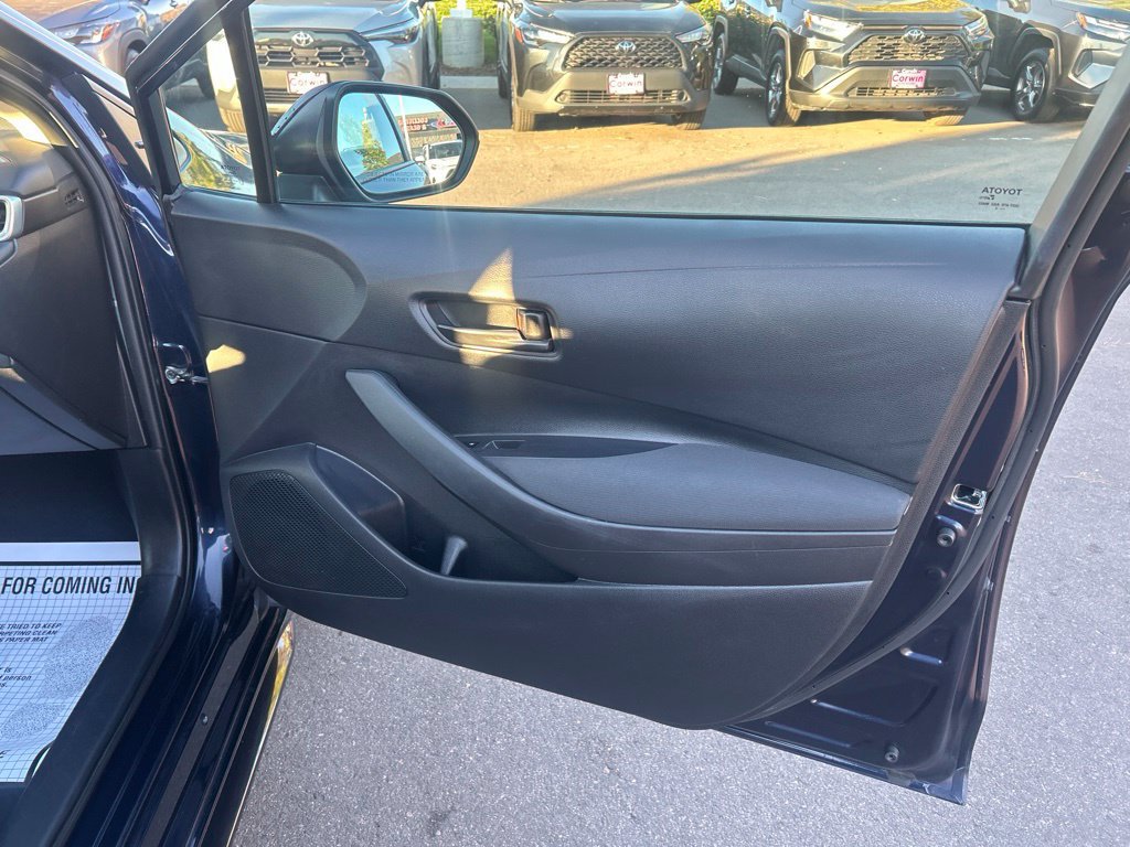 Used 2024 Toyota Corolla LE FWD image 11