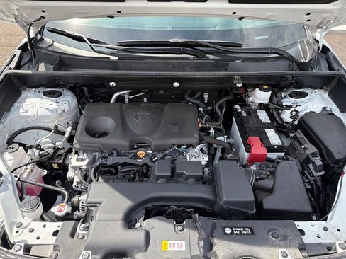 Certified 2025 Toyota RAV4 XLE Premium AWD/4WD image 9