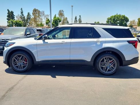 Used 2026 Ford Explorer ST w/ Sun And Sound Package AWD/4WD image 30