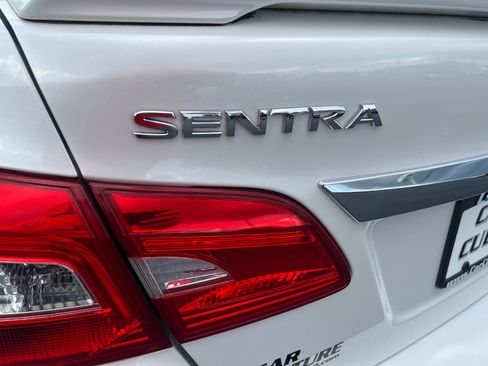 Used 2019 Nissan Sentra SR image 59