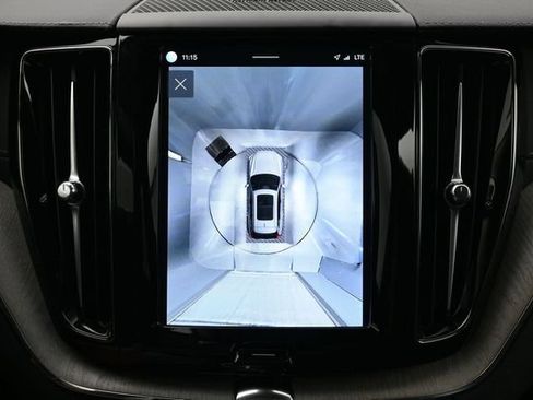Used 2025 Volvo XC60 B5 Ultra w/ Protection Package Premier AWD/4WD image 21