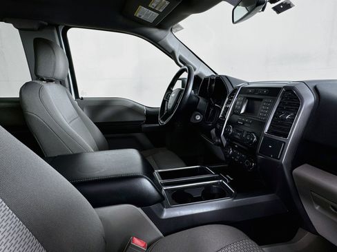 Used 2018 Ford F150 XLT w/ Equipment Group 301A Mid AWD/4WD image 25