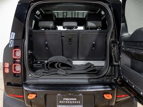 Used 2021 Land Rover Defender 90 X AWD/4WD image 13