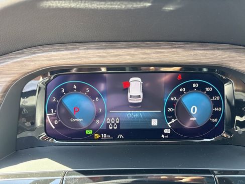 New 2025 Volkswagen Atlas SEL Premium R-Line image 31