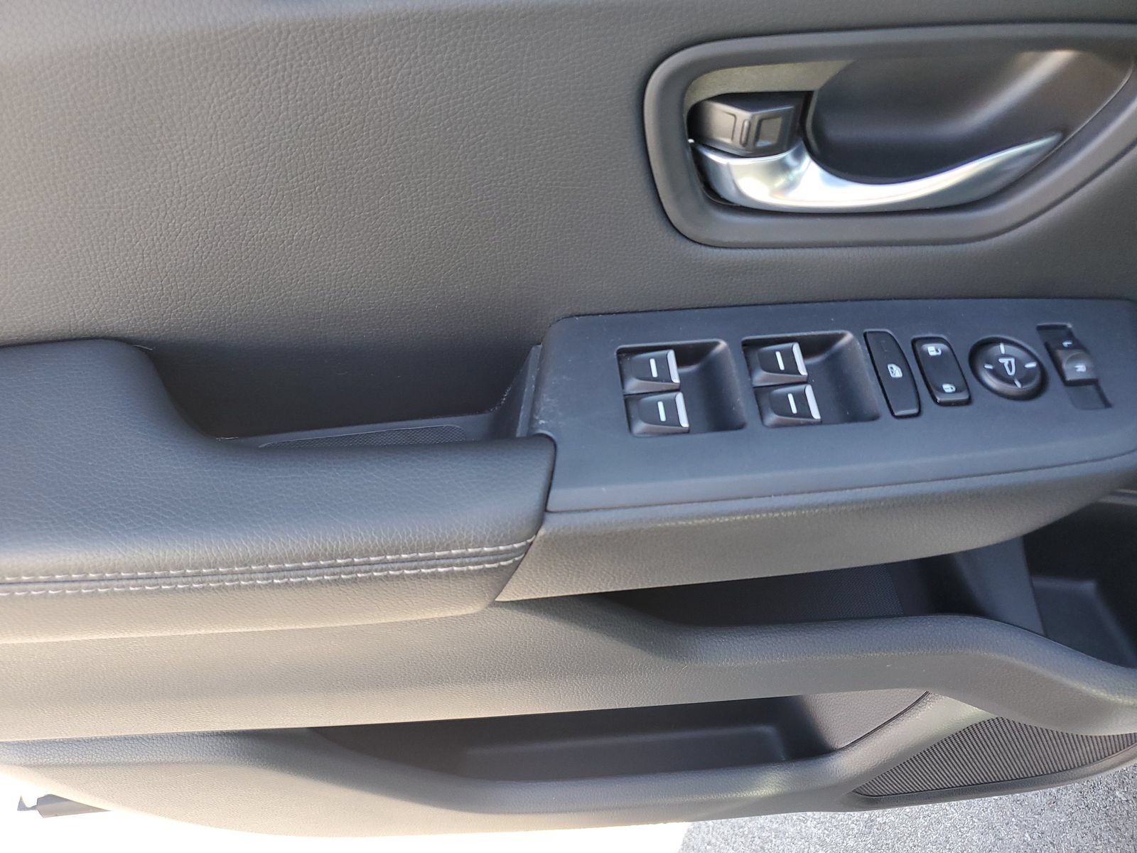 Used 2024 Honda Pilot EX-L image 21