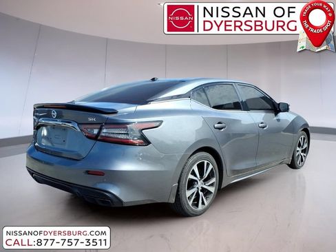 Used 2019 Nissan Maxima SR w/ Premium Package FWD image 3