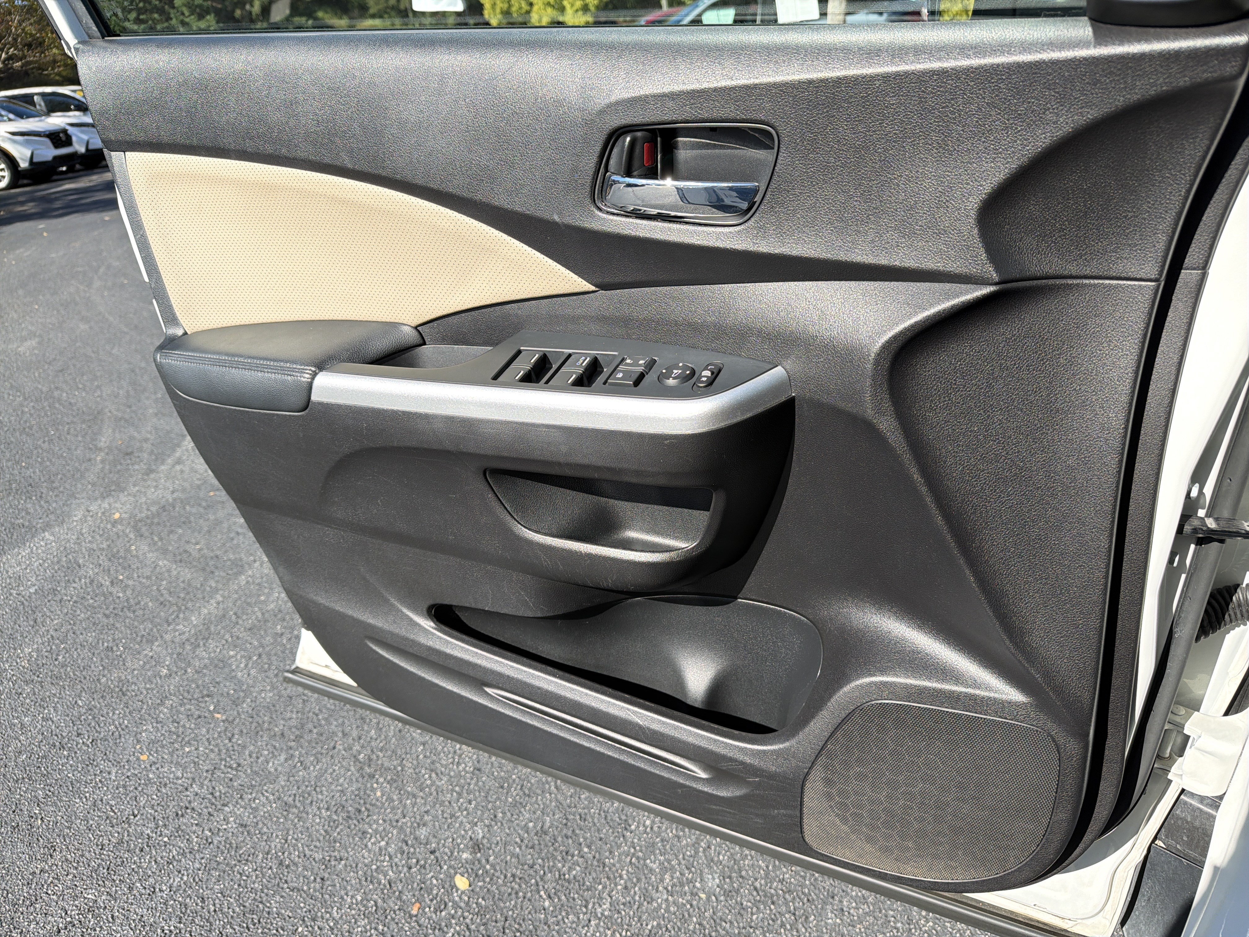 Used 2015 Honda CR-V EX-L image 13