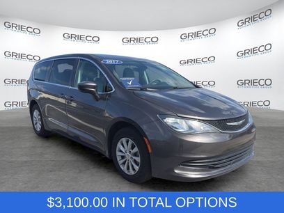 Used 2017 Chrysler Pacifica Touring w/ Tire & Wheel Group